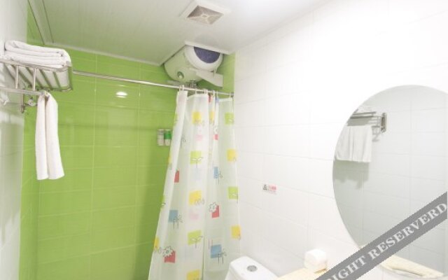 Super 8 Hotel (Suzhou Jinfeng Road Subway Station Yushan Road)