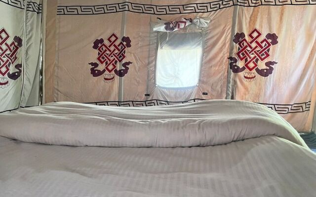 Tongspon Camp