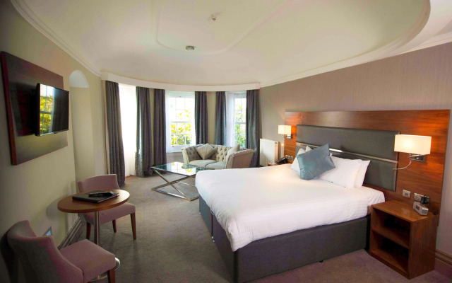 Best Western Chilworth Manor Hotel