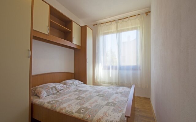Apartment Luka