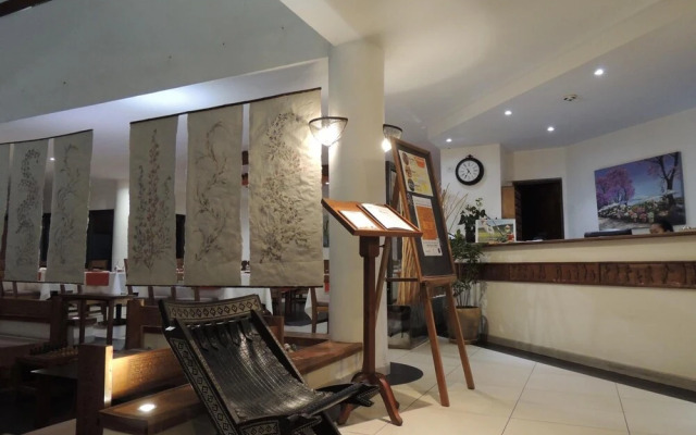 Plumeria Hotel