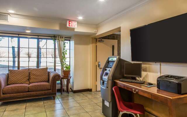 Econo Lodge Milldale - Southington
