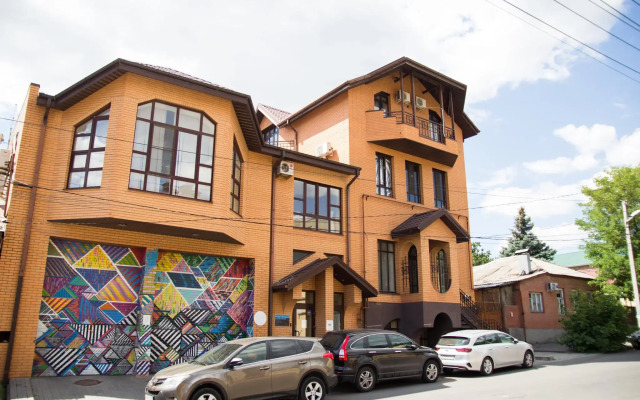 Loyal Guest House Apartments on 9th Line Street
