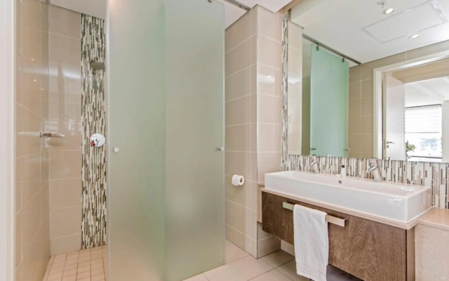 Sandton Skye Unit 702