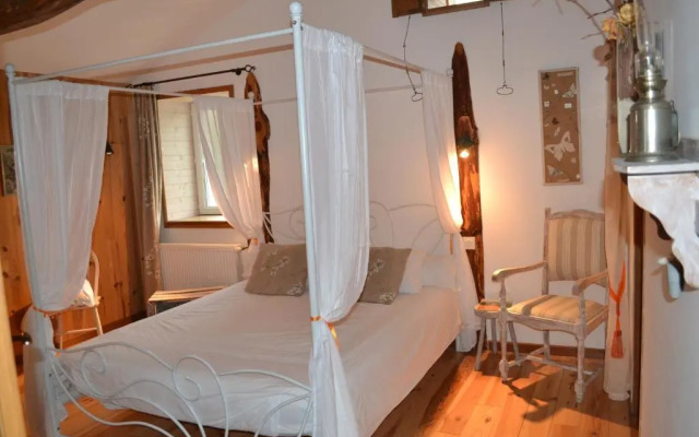 Le Jardin des Pierres Brunes