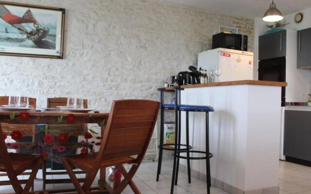 Appartement Saint-Martin-de-Ré, 2 pièces, 5 personnes - FR-1-246C-10