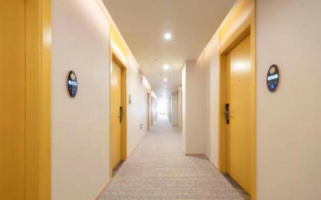 Ji Hotel (Shanghai Caohejing Gumei Road)