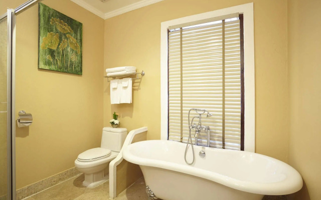 Santi Resort & Spa