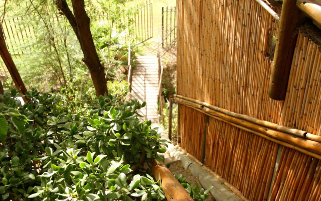 Riverside Lodge
