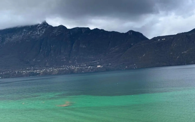 Le Lamartine, vue magnifique face au Lac du Bourget