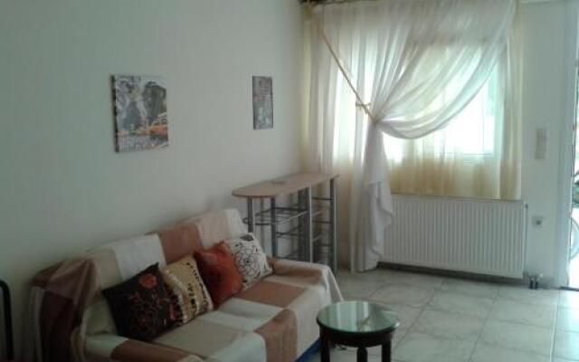 Patra - Cute studio near center