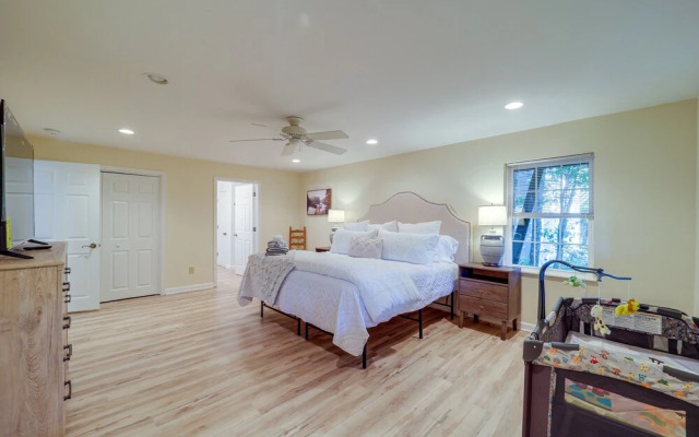 Dog-friendly Beech Mountain Home w/ Deck