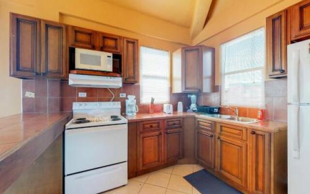 Suite C303 Mara Laguna