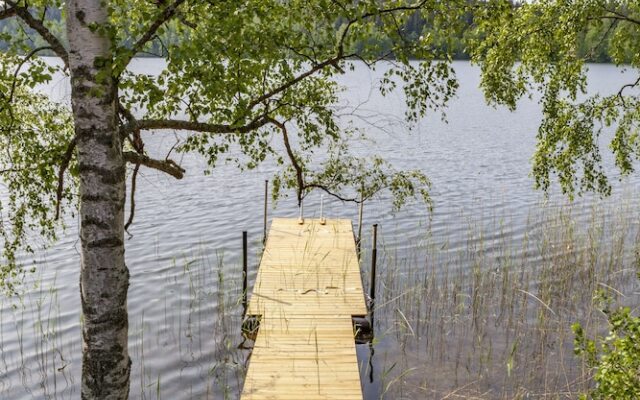 Peace and Privacy Travel - Aulanko Lake Hide-out