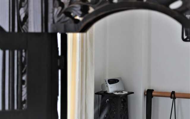 Ranias Luxurious Apartment