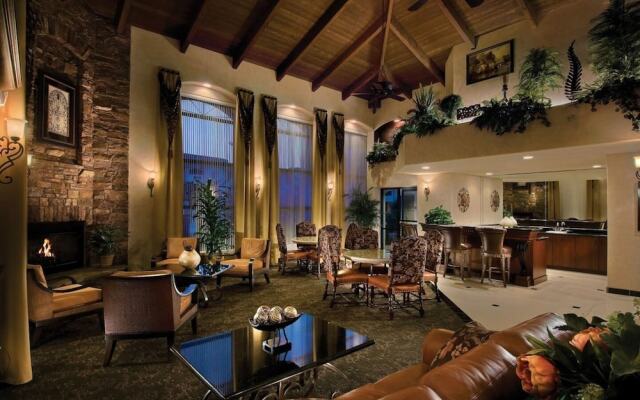 Domio Tempe Modern 2BR BBQ Grills