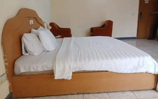 Peace Haven Hotel
