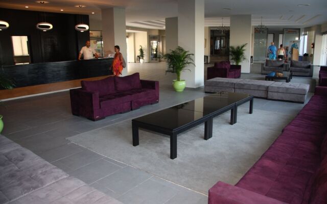 Hotel Tropicana Club & Spa