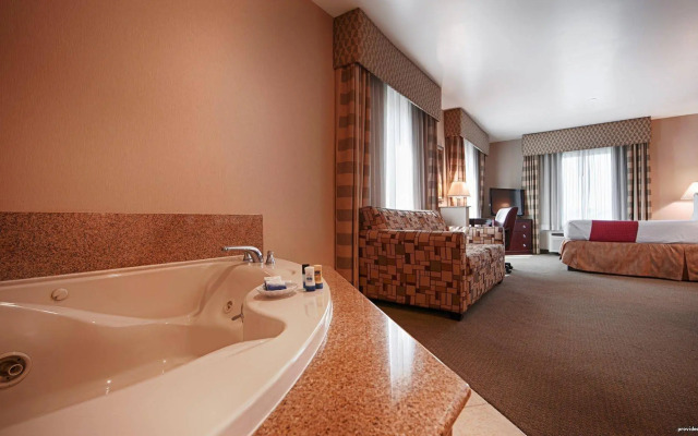 Spark by Hilton Rahway