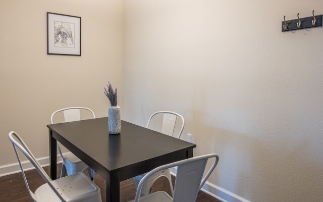FRONTDESK The Point at Town Center Apts Jacksonville