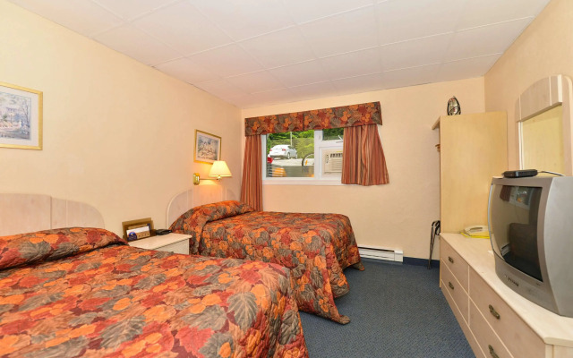 Canadas Best Value Inn and Suites Woodstock