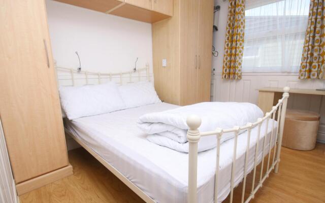 37E Medmerry Park 2 Bedroom Chalet