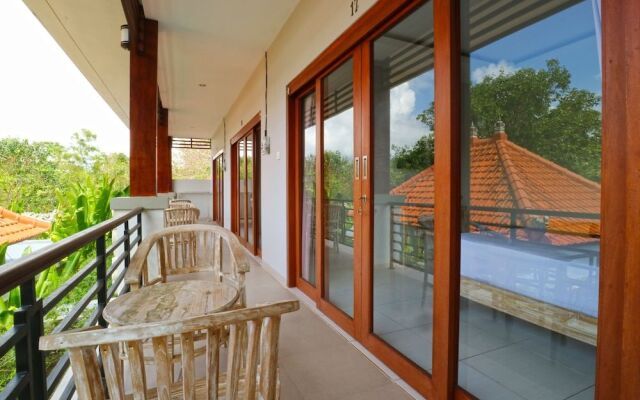 Avisaravilla and Guest House