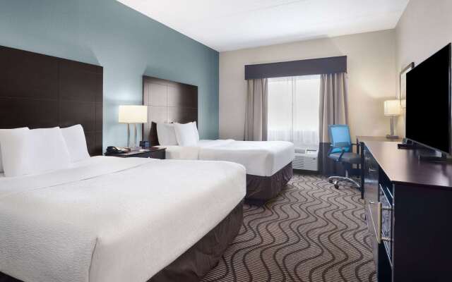 La Quinta Inn & Suites by Wyndham Knoxville Airport