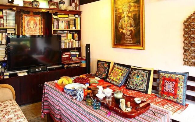 Lijiang Shuhe Phoenix Court Inn