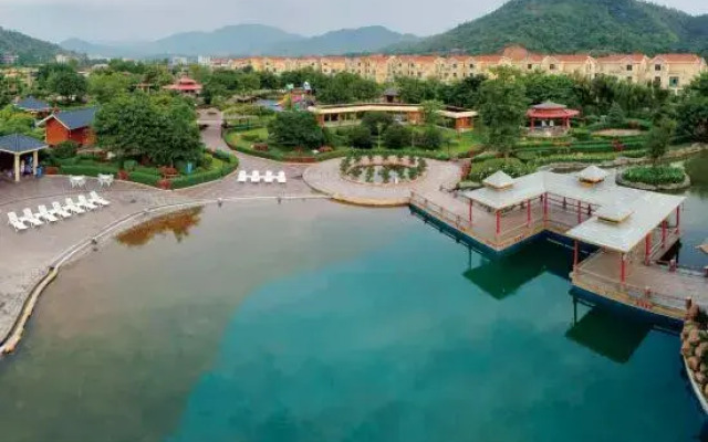 Caoxi Hot Spring Holiday Resort