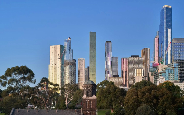 Courtyard By Marriott Melbourne Flagstaff Gardens