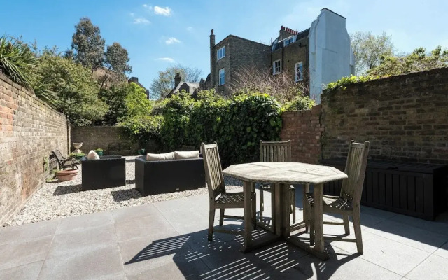 Kennington Road by Onefinestay