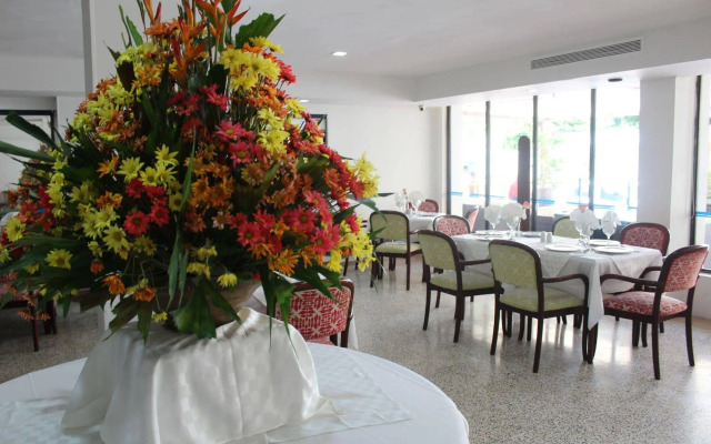 Hotel Arhuaco