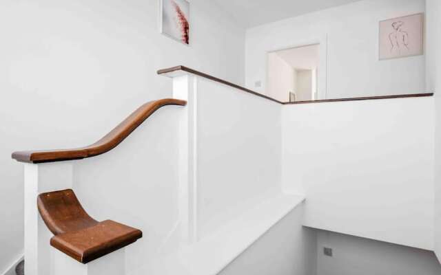 Duplex 3 Bedroom Flat Golders Green Central London
