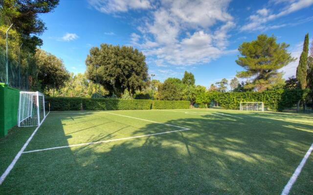 Villa piscina, calcio, tennis, beach-volley m990
