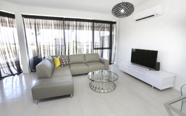 Indulge Apartments CBD