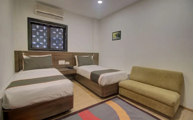 Collection O 247 Hotel Rosewood