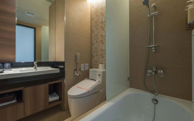 Watermark Hotel Kaohsiung Station