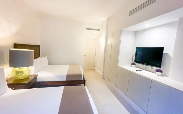 Aldea Thai by Playa Moments