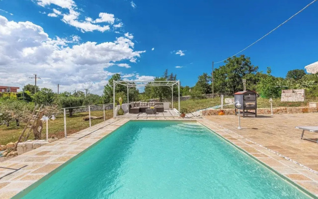 4023 Trullo Domi by Perle di Puglia