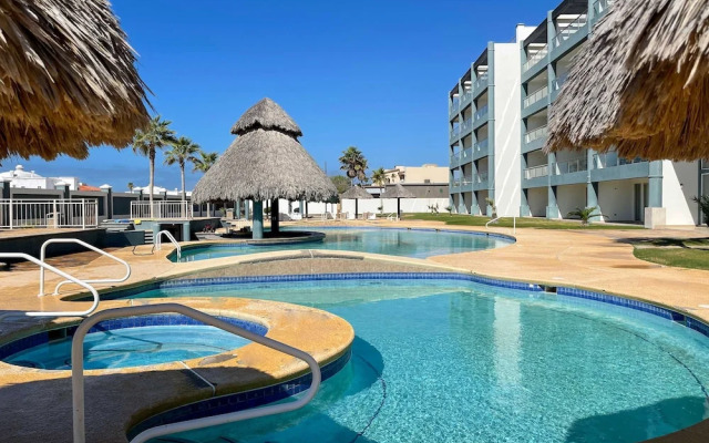 Quiet Cozy Getaway With Stunning Ocean View