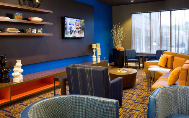 Courtyard by Marriott Newark Silicon Valley