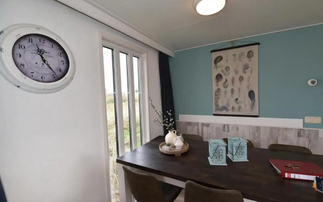Chalet Zeester J38 Ameland