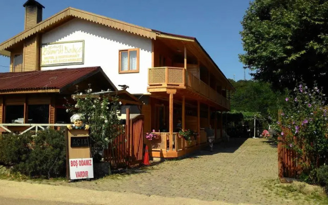 Zumruts Boutique