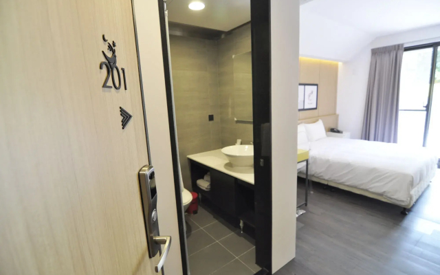 Feng Jia 25 Hotel
