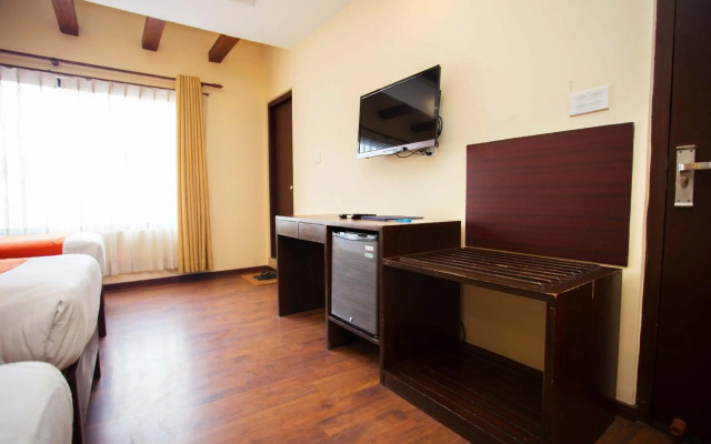 Hotel Jay Suites