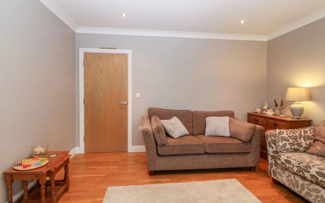 10 Pen Llanw Tides Reach