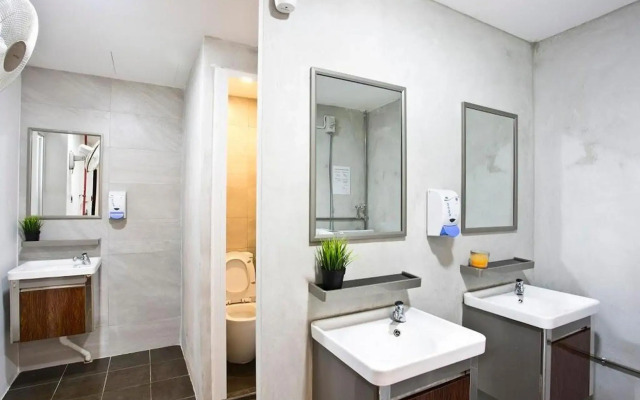 7 Wonders Hostel (SG Clean Certified)