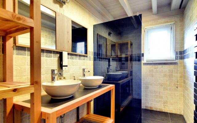 Lush Chalet In Septon With Sauna