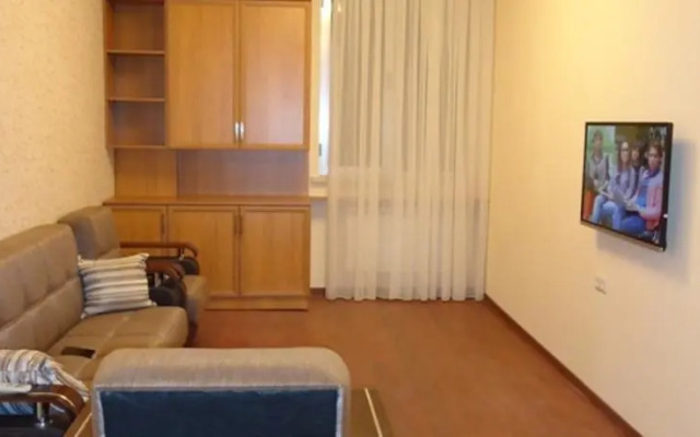 Saryan-Pushkin 19/21 Apt 7